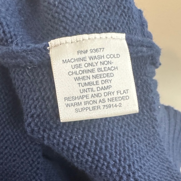 St. John's Bay Men's Deep Blue Crewneck Sweater - Picture 4 of 4